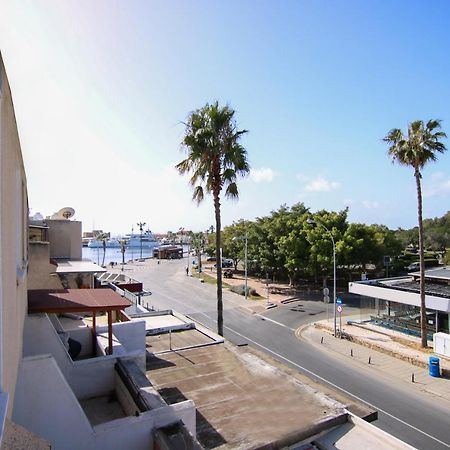 Phaedrus Living - Seaside Executive Flat Harbour 205 Apartment Paphos Bagian luar foto
